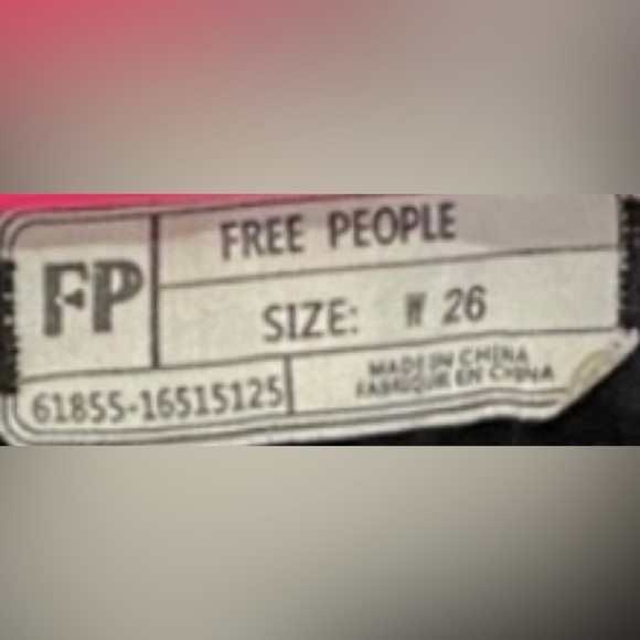 NWOT Free People Black Distressed Relaxed Straight Leg Jeans: Size 26 - Picture 3 of 3